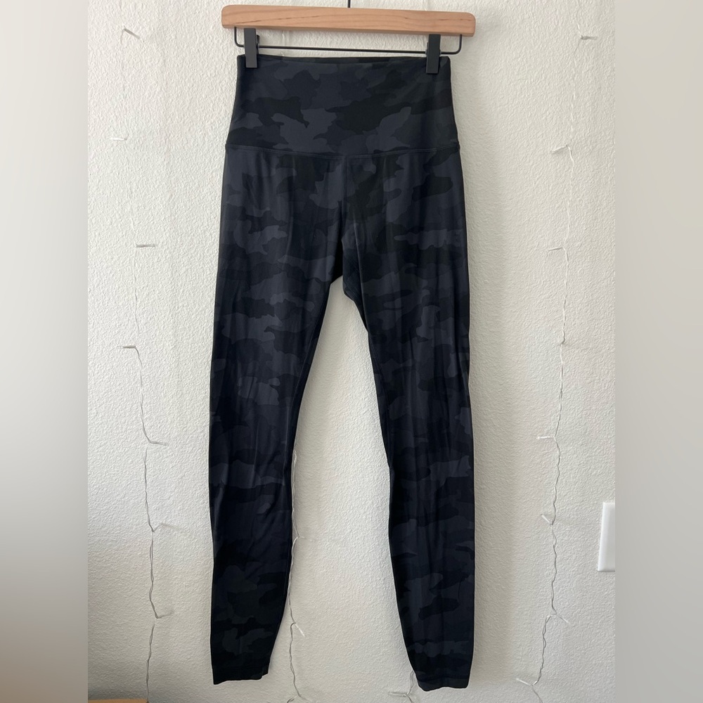 Lululemon Align Pant 28" | Heritage 365 Camo Deep Coal Multi | Size 6 - Picture 4 of 8